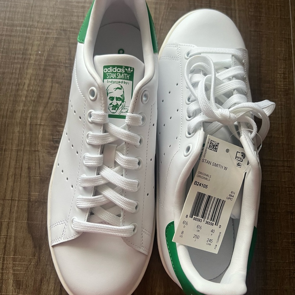 Stand smiths never worn shoes